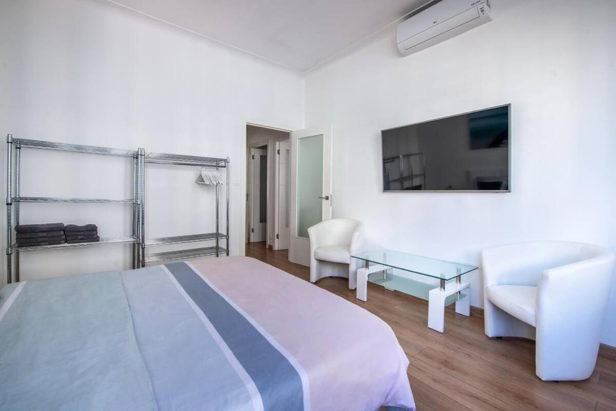 Modern Sea View Apartment On Promenade Des Anglais Nice Exterior photo